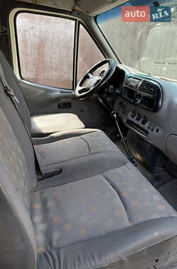 Грузовой фургон Ford Transit 1999 в 