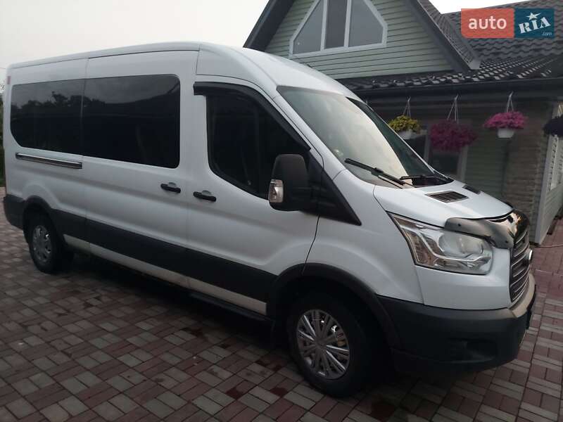 Мікроавтобус Ford Transit 2016 в 