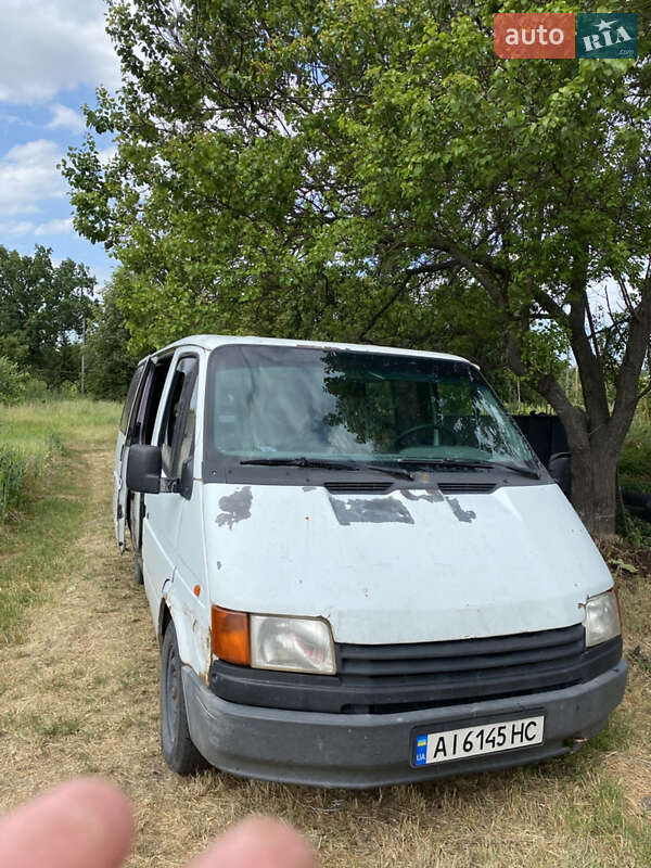 Грузопассажирский фургон Ford Transit 1989 в 