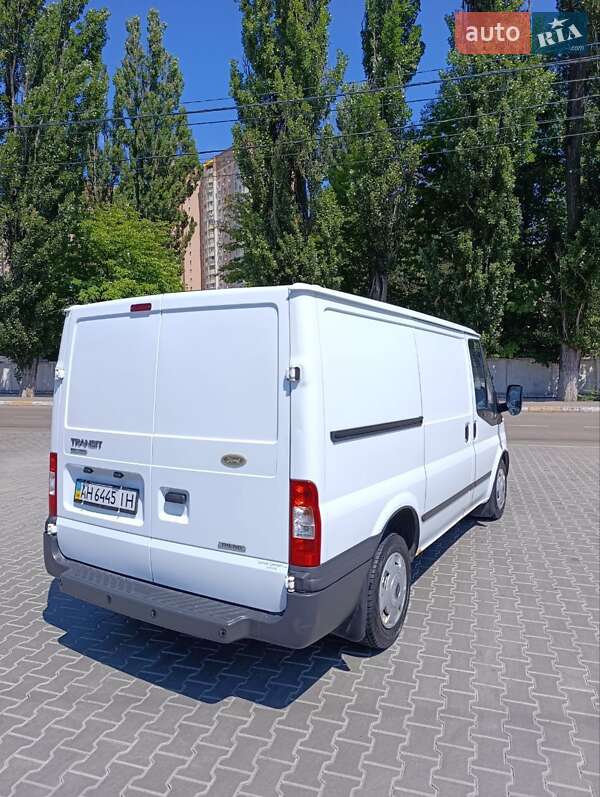 Вантажний фургон Ford Transit 2011 в Києві