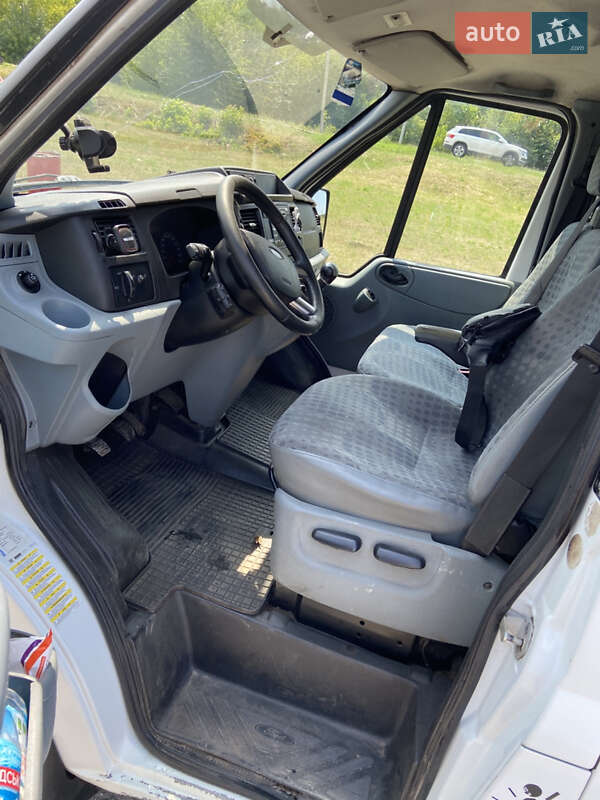 Вантажний фургон Ford Transit 2012 в Запоріжжі