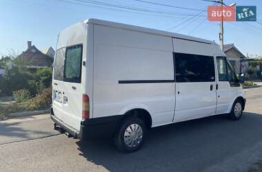 Грузовой фургон Ford Transit 2000 в 