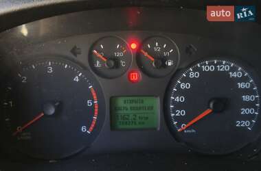 Грузовой фургон Ford Transit 2012 в 
