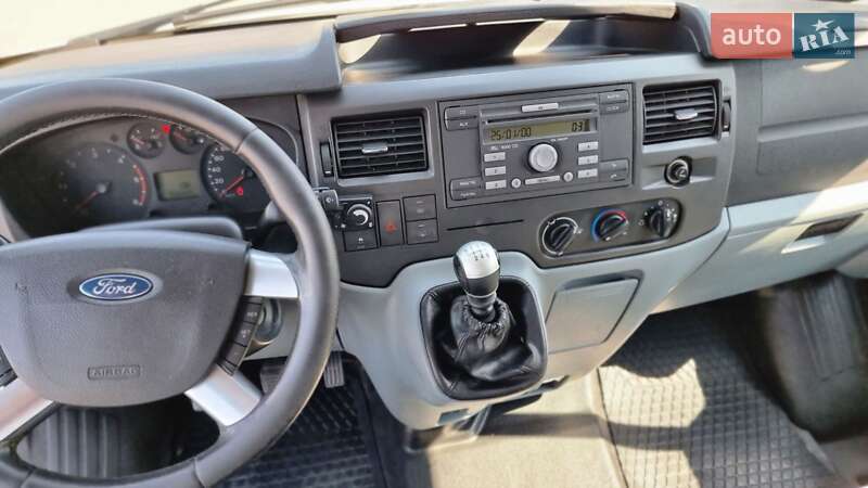 Микроавтобус Ford Transit 2008 в Староконстантинове