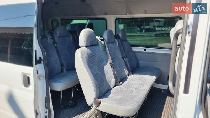 Микроавтобус Ford Transit 2008 в Староконстантинове