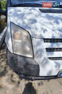 Вантажний фургон Ford Transit 2011 в 