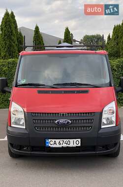 Грузовой фургон Ford Transit 2012 в 