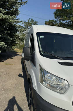 Вантажопасажирський фургон Ford Transit 2016 в 