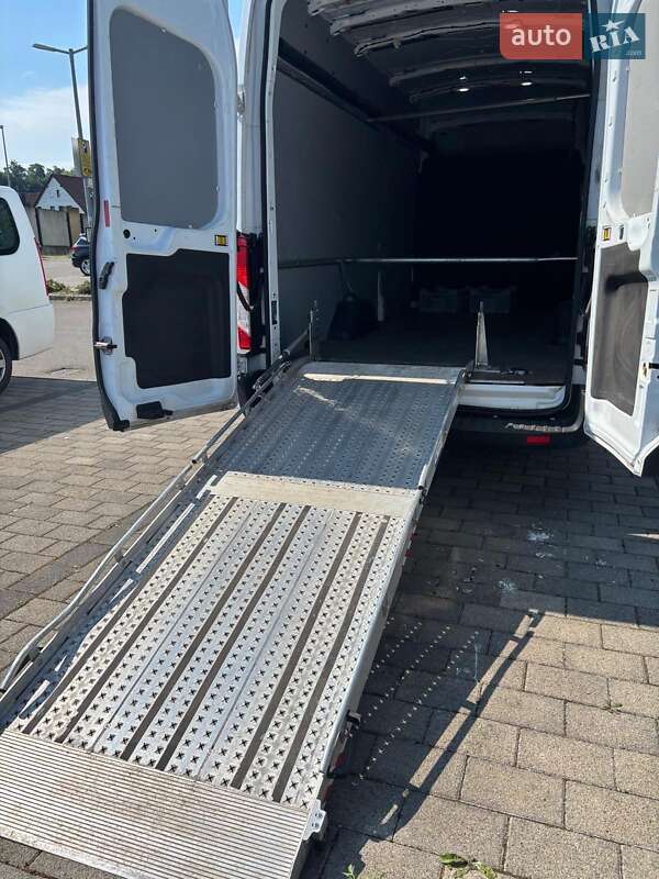 Вантажний фургон Ford Transit 2020 в Ковелі