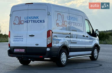 Вантажний фургон Ford Transit 2017 в 