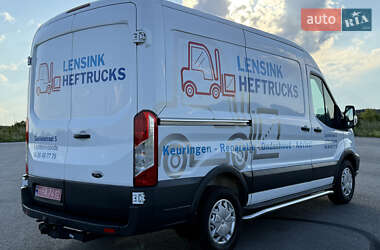 Вантажний фургон Ford Transit 2017 в 