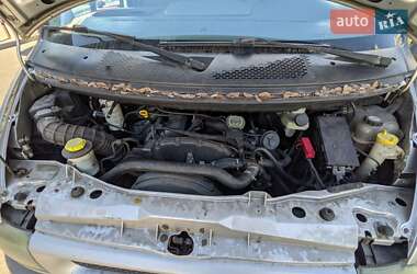 Вантажний фургон Ford Transit 2005 в 