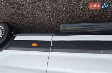 Вантажний фургон Ford Transit 2019 в 