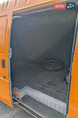 Вантажний фургон Ford Transit 1997 в 