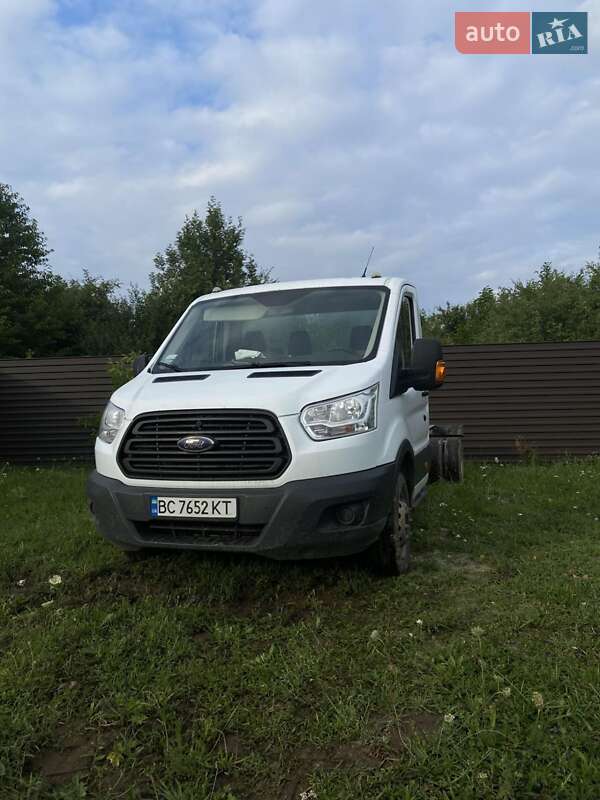 Борт Ford Transit 2015 в Стрию
