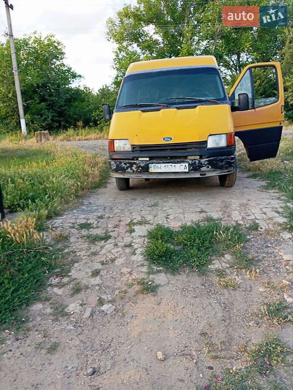Мікроавтобус Ford Transit 1990 в 