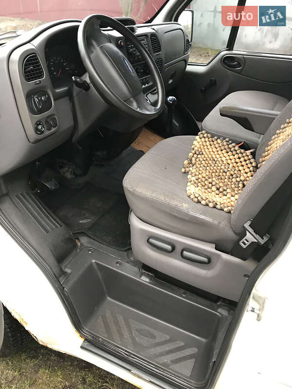 Грузовой фургон Ford Transit 2005 в Киеве