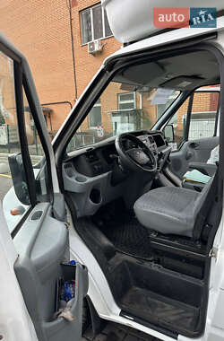 Другие грузовики Ford Transit 2012 в 