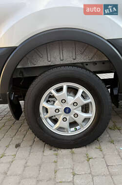Грузовой фургон Ford Transit 2022 в 