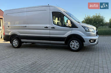 Грузовой фургон Ford Transit 2022 в 
