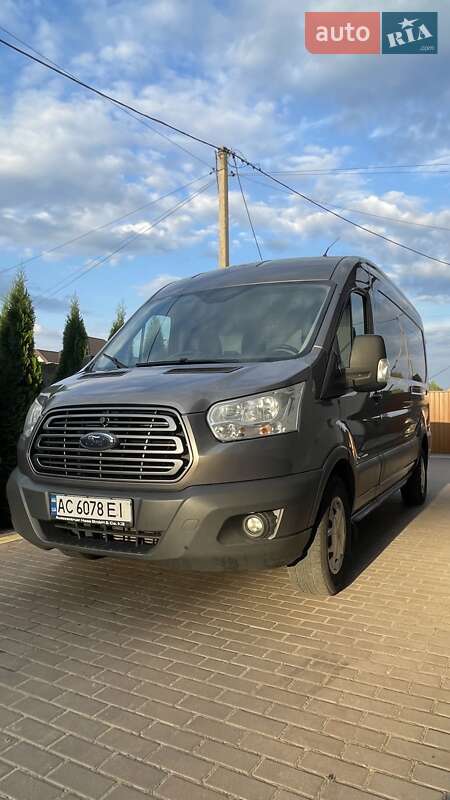 Грузовой фургон Ford Transit 2015 в 