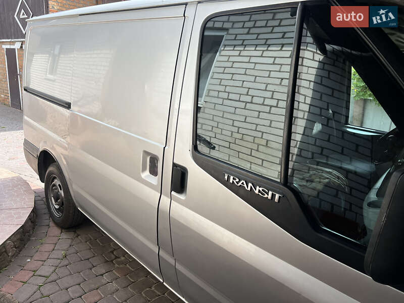 Вантажний фургон Ford Transit 2008 в Старокостянтинові