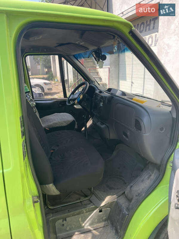 Грузовой фургон Ford Transit 2005 в Краматорске