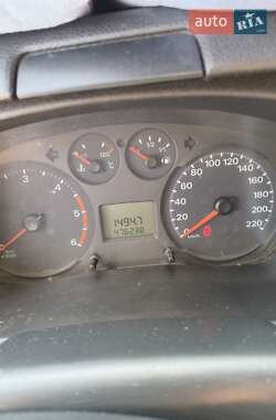 Грузовой фургон Ford Transit 2011 в 