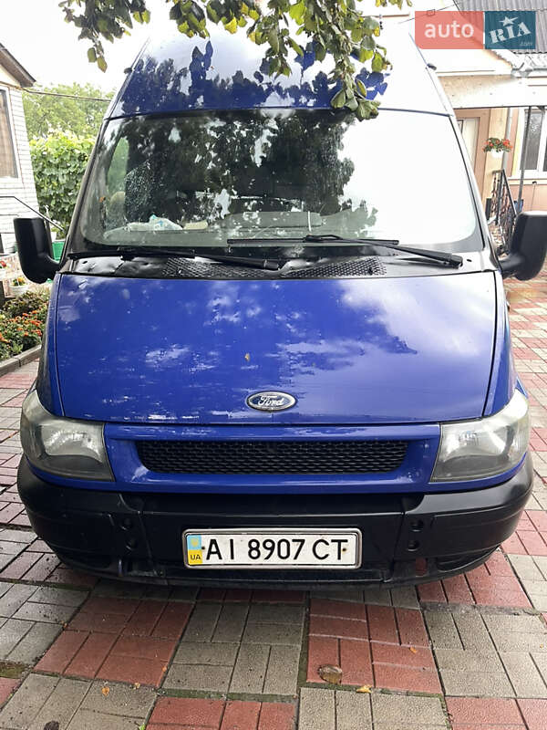 Грузовой фургон Ford Transit 2005 в 
