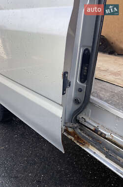 Грузовой фургон Ford Transit 2011 в 