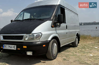 Вантажний фургон Ford Transit 2005 в Миколаєві