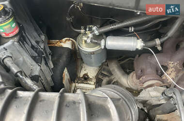 Грузовой фургон Ford Transit 2001 в 