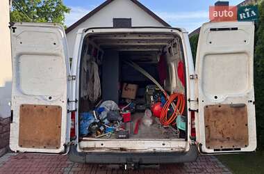Грузовой фургон Ford Transit 2011 в 