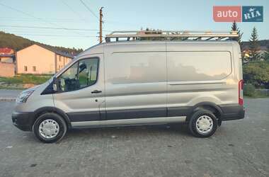 Грузовой фургон Ford Transit 2019 в 