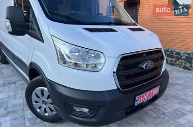 Грузовой фургон Ford Transit 2020 в 