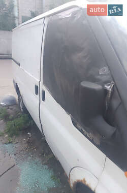 Грузовой фургон Ford Transit 2004 в 