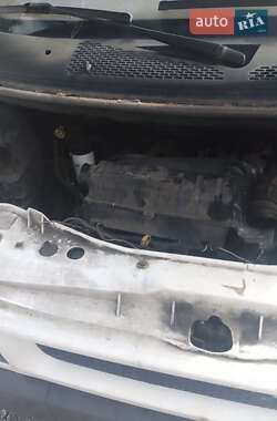 Грузовой фургон Ford Transit 2004 в 