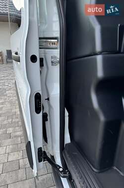 Микроавтобус Ford Transit 2018 в 