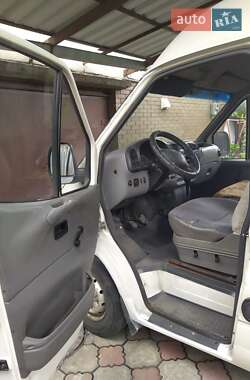 Грузовой фургон Ford Transit 1999 в 