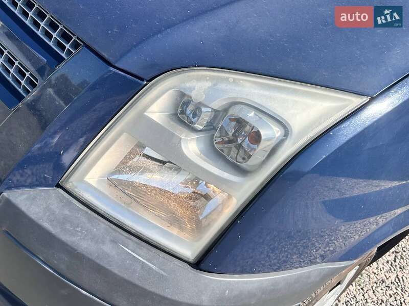 Вантажний фургон Ford Transit 2012 в Одесі