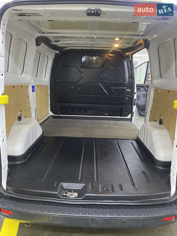 Вантажний фургон Ford Transit 2014 в Чернівцях