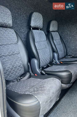 Грузопассажирский фургон Ford Transit 2015 в 