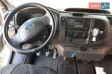 Микроавтобус Ford Transit 2006 в 