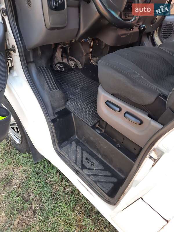 Микроавтобус Ford Transit 2006 в Запорожье