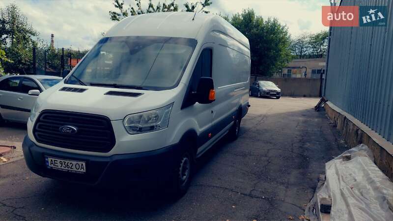 Вантажний фургон Ford Transit 2014 в Дніпрі