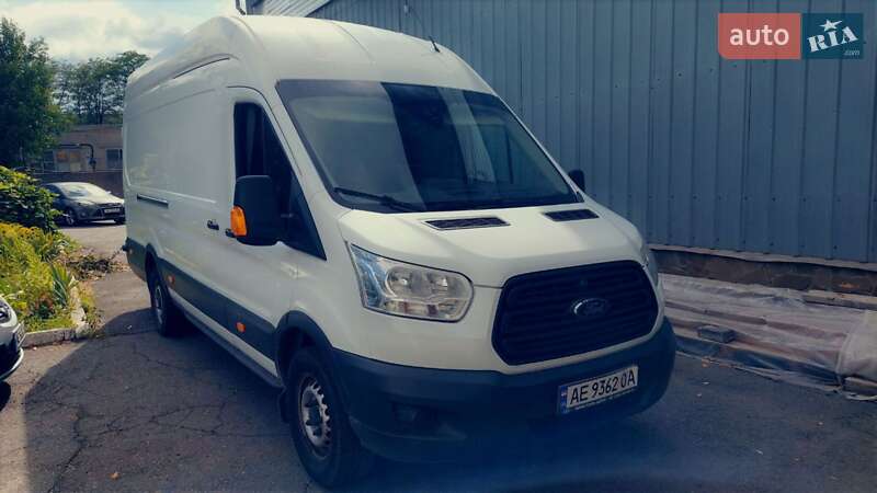 Вантажний фургон Ford Transit 2014 в Дніпрі