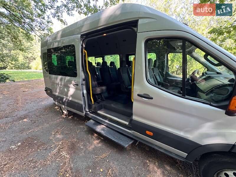 Туристический / Междугородний автобус Ford Transit 2015 в Знаменке