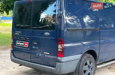Грузовой фургон Ford Transit 2010 в 