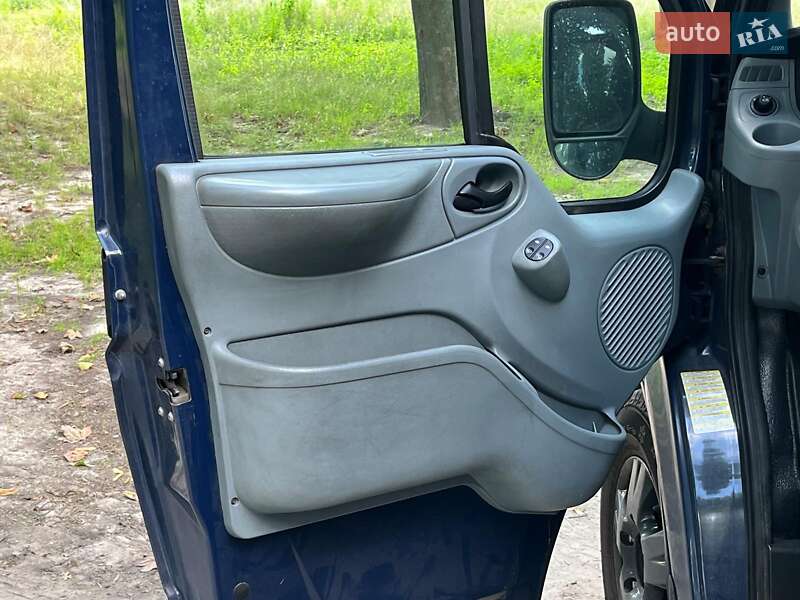 Грузовой фургон Ford Transit 2010 в Киеве