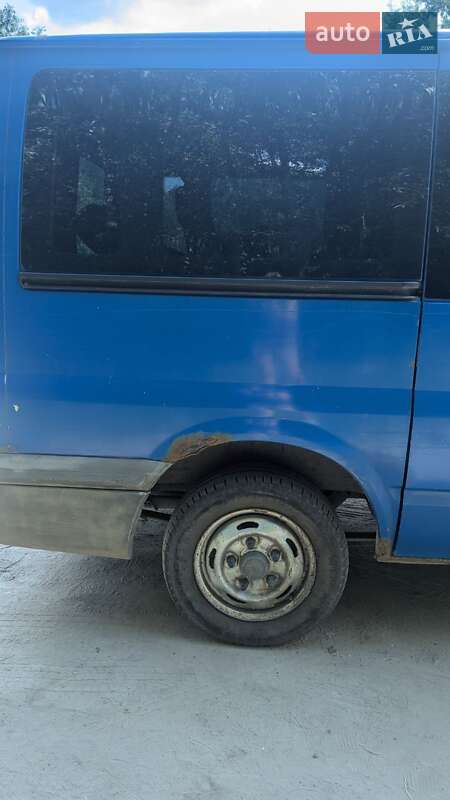 Микроавтобус Ford Transit 2004 в Ровно фото 3 Микроавтобус Ford Transit 2004 в Ровно